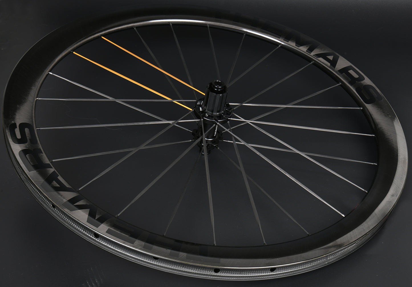 Carbon Fiber Road Bike Wheel Set 700C 45mm Disc Brake Thru-Axle, Carbon Fiber Blade Spokes(T-Head Design) Toray T700/T800 Hybrid, Clincher & Tubeless Support Tire Width 23-28mm